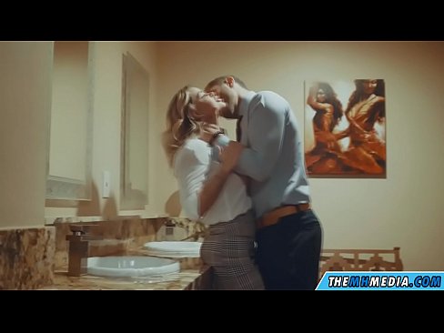 ❤️ Büyük memeli bir sarışın seni umumi tuvalette baştan çıkardığında ❤❌ Porno bize %tr.epicpornvideos-com.ru ️❤